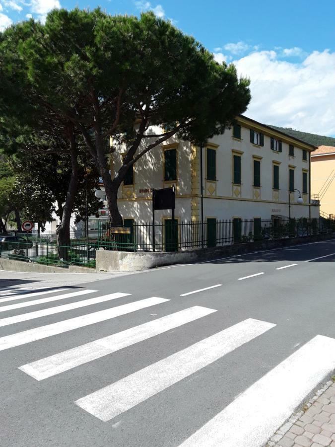 Olgatan Deiva Marina Exterior foto